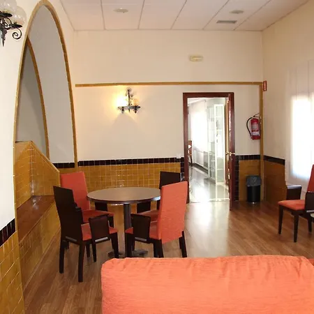 Tres Caminos 2* El Grao