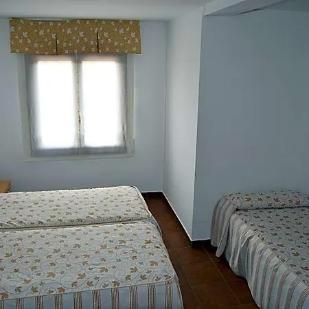 Tres Caminos Hotel El Grado