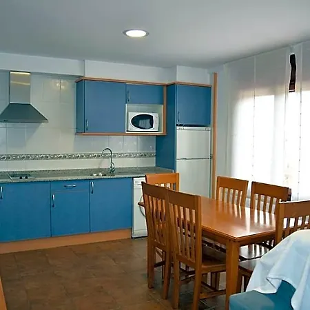 Hotel Tres Caminos El Grado