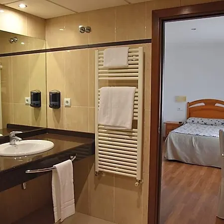 Hotel Tres Caminos