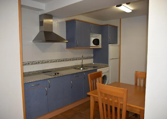 Tres Caminos El Grado