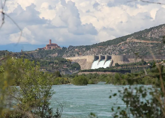 Hotel Tres Caminos 2*