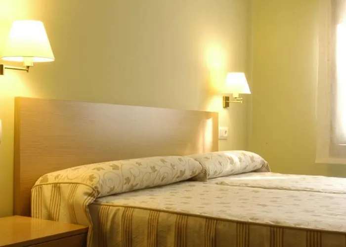 Tres Caminos El Grado